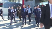 Milli Savunma Bakanı Akar, Polonya'da Savunma Sanayi Fuar'ına katıldı
