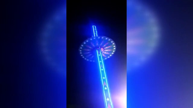 Hindistan'da lunapark faciası: Oyuncak yere çakıldı