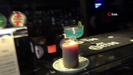 İtalya'da restoran, yüksek elektrik faturası nedeniyle mum yaktı