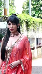 Nora Fatehi ने Pink साड़ी गोल्डन ब्लाउज पहनें ढाया कहर