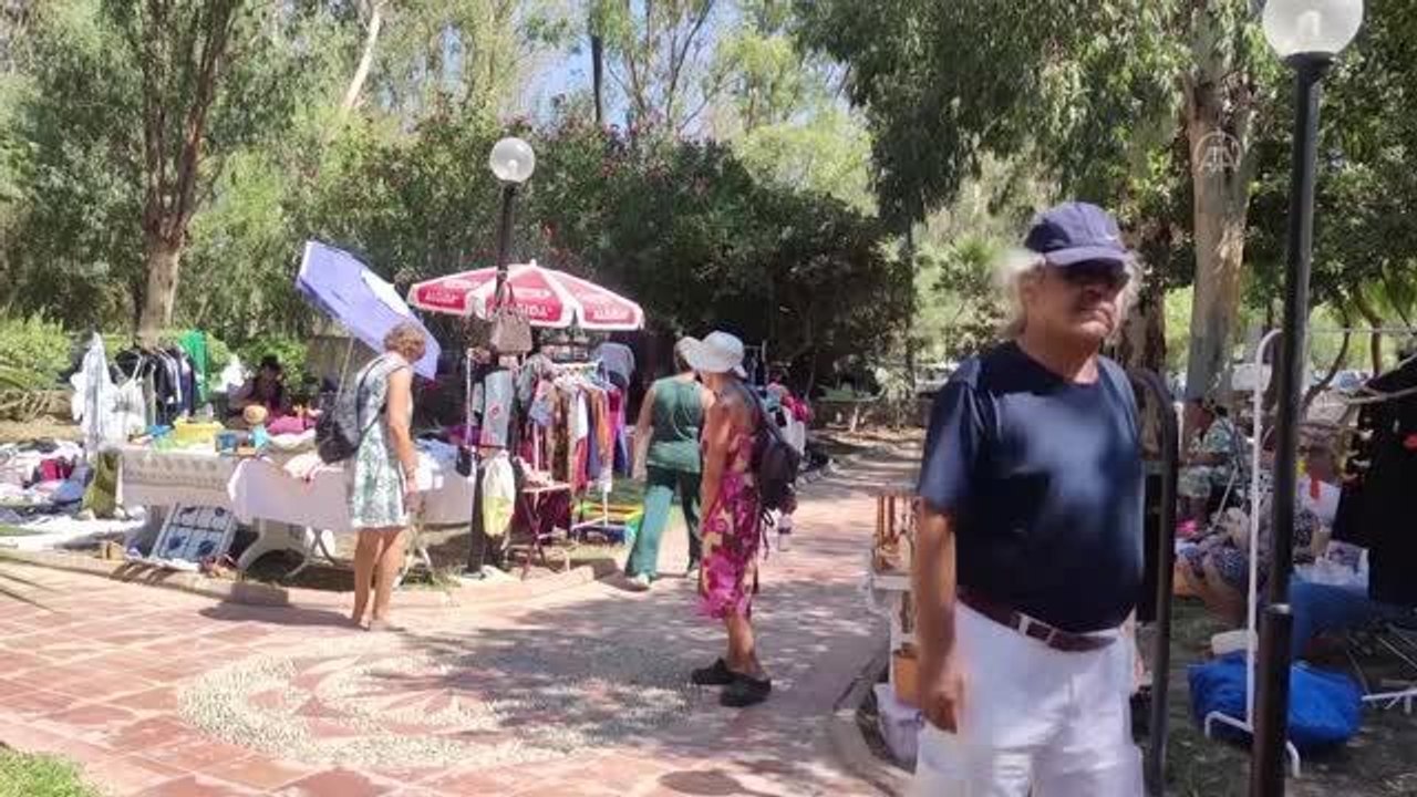 Muğla haberleri! Datça'da salgında ara verilen bit pazarı yeniden kuruldu