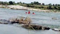 बनास में नहाने गया युवक नदी के तेज बहाव बहा