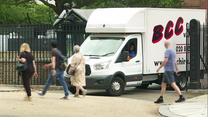 Moving vans arrive at Downing Street