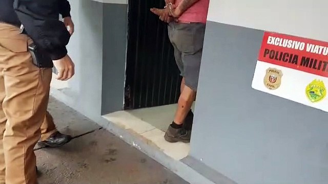 Homem furtando fios de iluminação no Trevo Cataratas foi encaminhado à 15ª SDP
