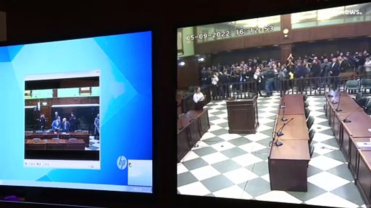 Суд приговорил журналиста Ивана Сафронова к 22 годам колонии по обвинению в госизмене