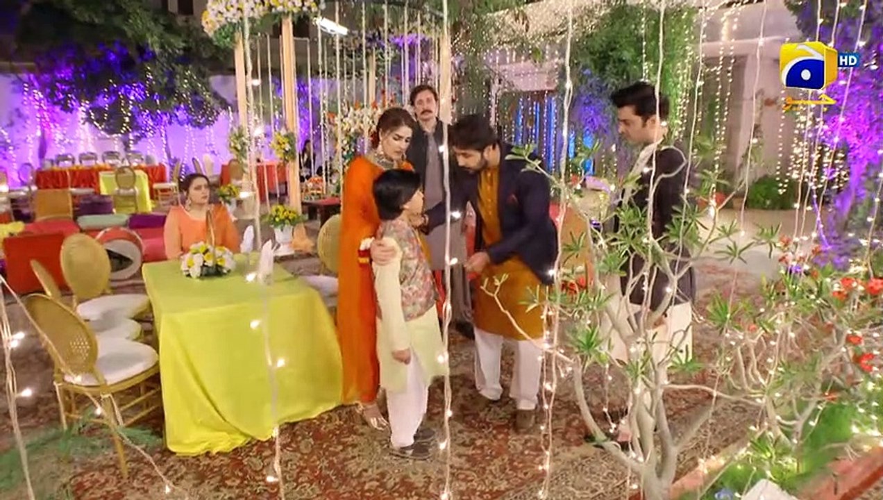 Nayab Le Gayi Guddu Ko Apne Saath   Guddu