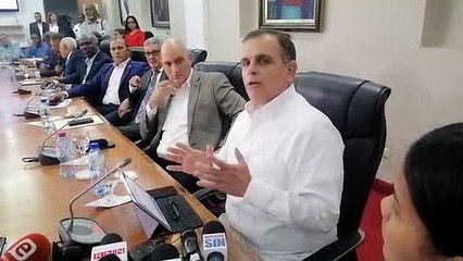 VIDEO Gobierno explica reducción del presupuesto de Educación