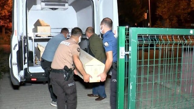10 katlı binada erkek cesedi bulundu