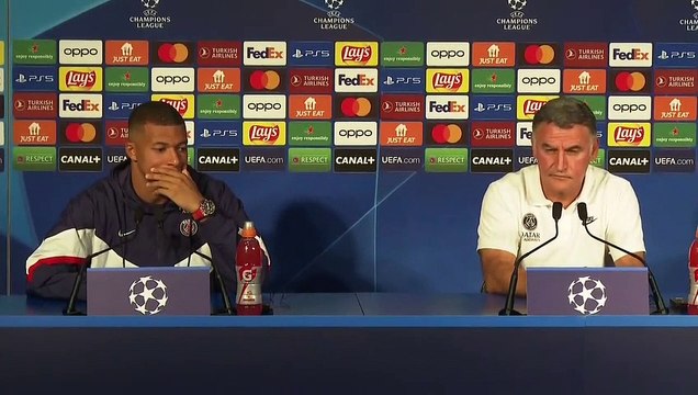 PSG - Prendre un TGV plutôt qu'un jet privé pour aller à Nantes ? Regardez la réponse polémique de l'entraineur de Christophe Galtier et le fou-rire de Kylian Mbappé !