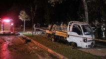 Bursa’da kamyonet ile otomobil çarpıştı