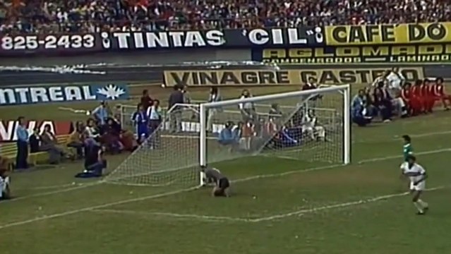 Grandes defesas do goleiro Valdir Perez