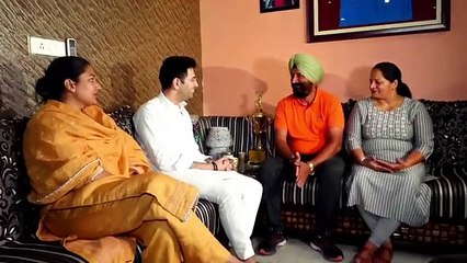 अर्शदीप के समर्थन में उतरे सांसद राघव चड्ढा, परिवार से की मुलाकात