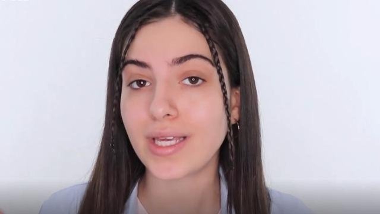 مكياج خفيف وخفي من أجل العودة الى المدرسة أو الجامعة