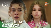 Elif, Hakan'ın kızını ilk kez görüyor -  Bir Küçük Gün Işığı  1. Bölüm