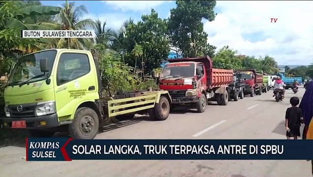 Solar Langka, Truk Terpaksa Antre Di SPBU