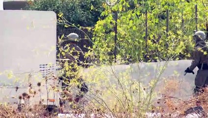 مواجهات بين فلسطينيين والجيش الإسرائيلي خلال عملية مداهمة في الضفة الغربية