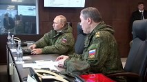 Putin acompanha exercícios militares no leste da Rússia