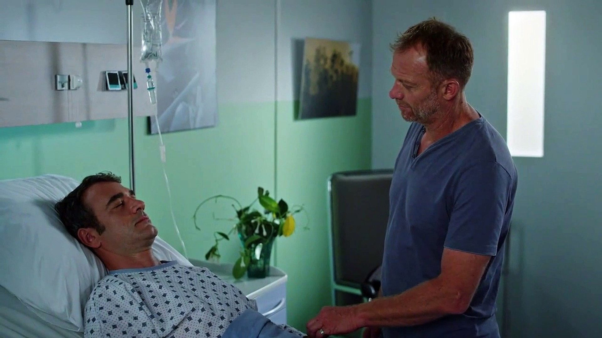 Eric Et Simon Plus Belle La Vie Plus belle la vie : [Indiscrétion] – La promesse touchante d'Eric à Simon -  Vidéo Dailymotion