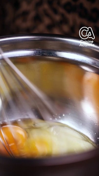 CUISINE ACTUELLE - Moelleux à la framboise et pistaches