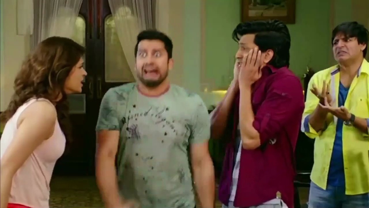 Housefull Movie hot scene/हाउसफुल मूवी का हॉट सीनفيلم Housefull مشهد ساخن