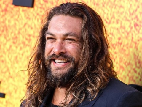 Aquaman -Star Jason Momoa hat sich die Haare abrasieren lassen!