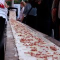 Ils battent le record de la plus grande tarte flambée du monde