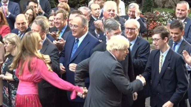 Boris Johnson se despide con un esto es todo, amigos