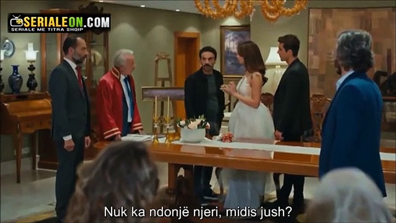 Dashuri bardh e zi episodi 7