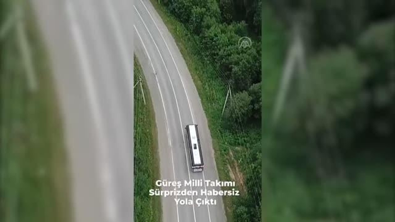 Bolu haber! Bolu kampını tamamlayan milli güreşçilere, mehter takımıyla uğurlama sürprizi
