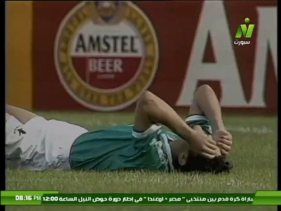 الشوط الاول من مباراة - مصر و زامبيا 0_4 في اطا...