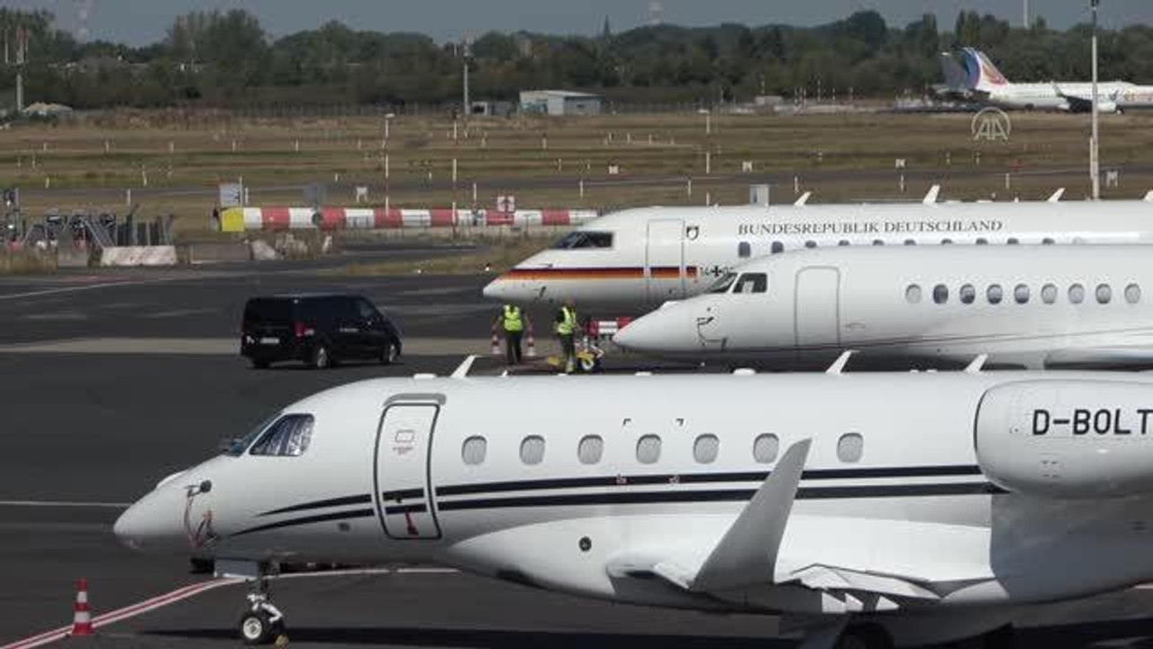 DÜSSELDORF - Prens Harry ile eşi Meghan Markle,...