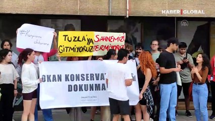 Okan Üniversitesi Konservatuvarı öğrencilerinden "kampüs" protestosu: "Sahnemizi vermiyoruz"