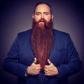 Nicolas Godet est champion d'Europe de barbe naturelle de plus de 30 centimètres