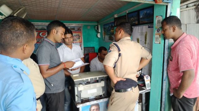 অবৈধভাবে রেলের টিকিট বিক্রির অভিযোগে এক ব্যাক্তিকে গ্রেফতার করল রেলের সিআইবি