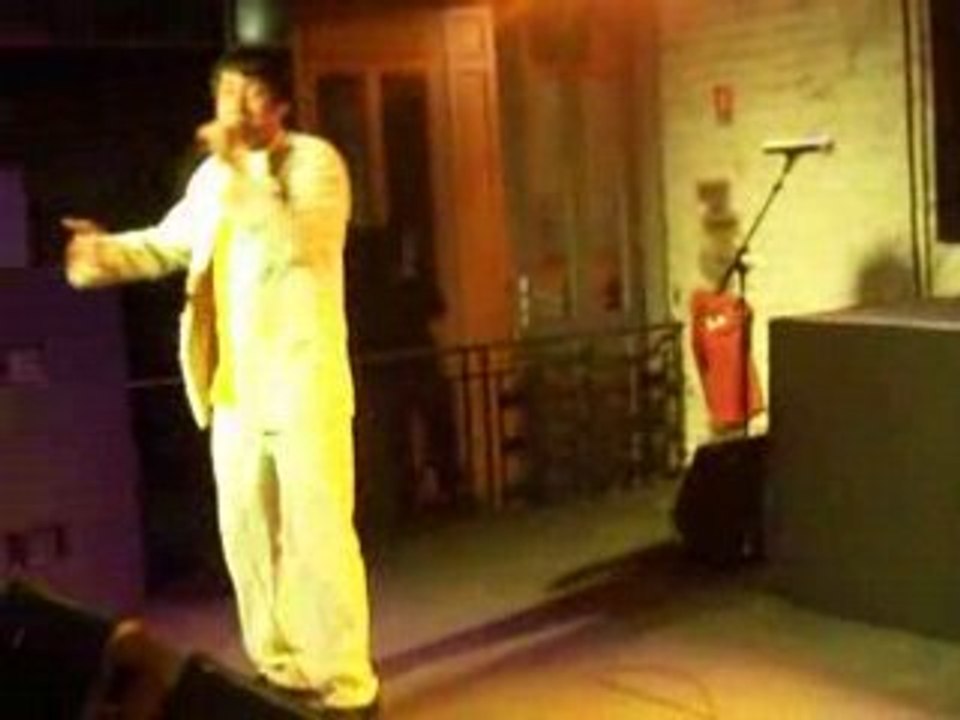 Jonaz - Petit escargot (live)