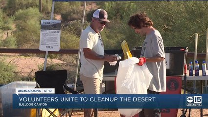 Volunteers unite to clean up the desert