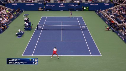 Dominante avant de finir au mental, Jabeur qe qualifie pour les demies : les meilleurs moments