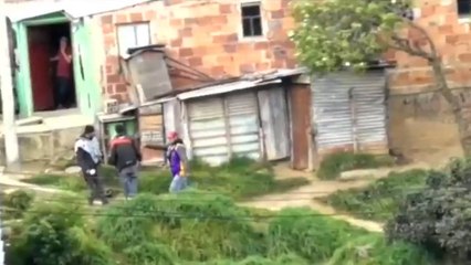 A plena luz del día, así vendían bazuco 'Los Roncos' en Bogotá