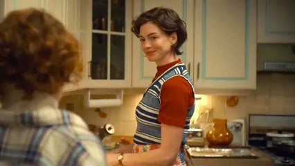 Anne Hathaway and Jeremy Strong Shine in Trailer for Armageddon Time