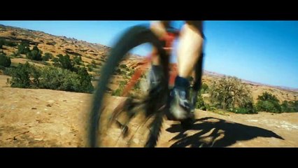 127 heures Bande-annonce (IT)