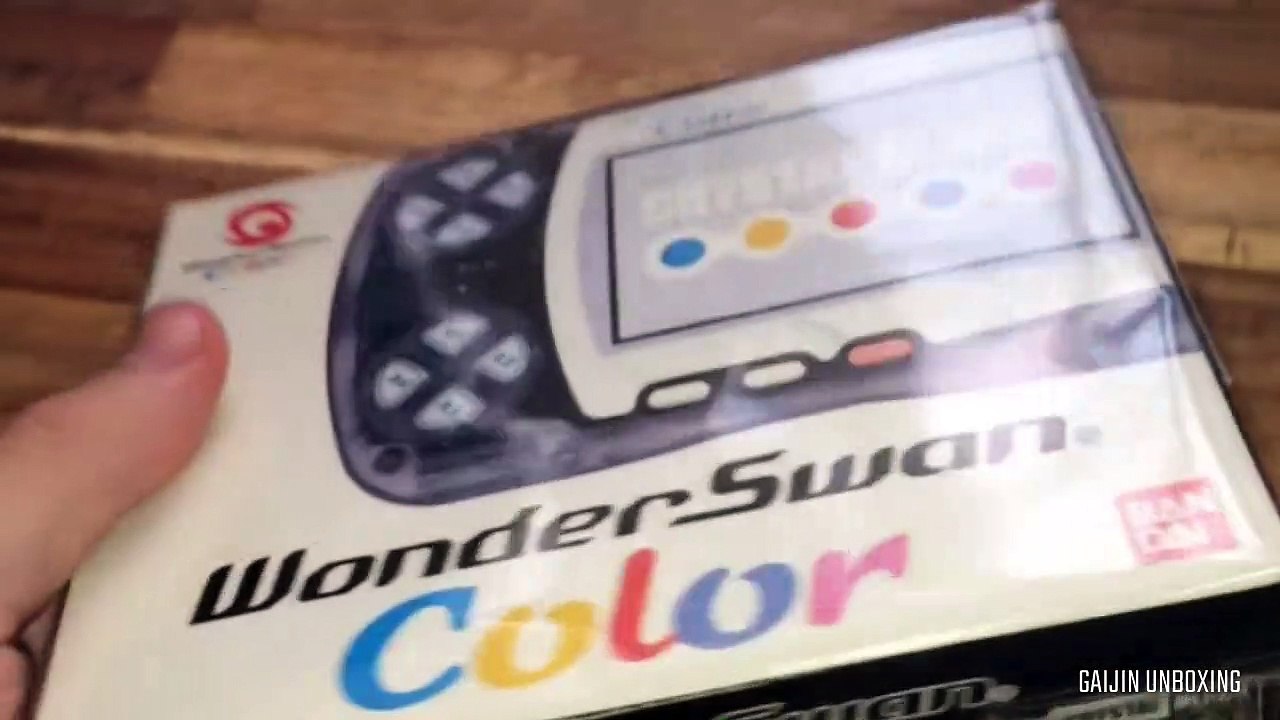 Unboxing a WonderSwan Color