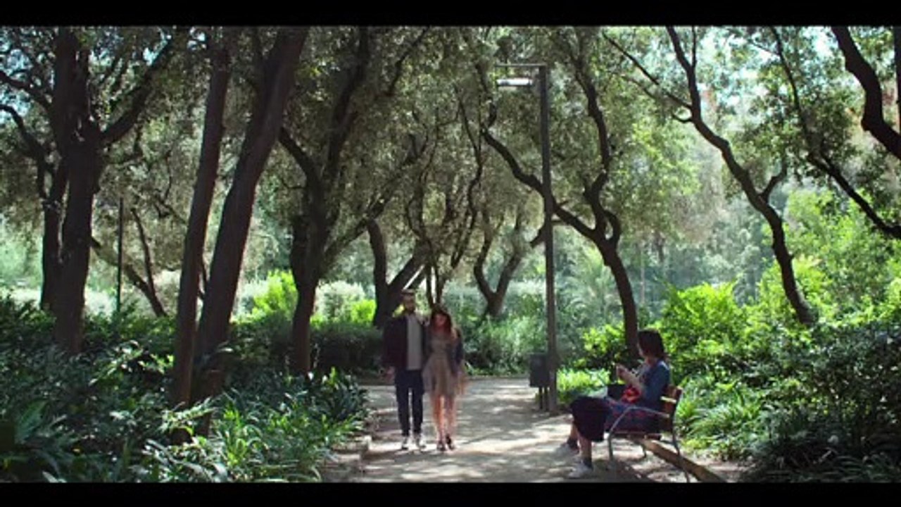 Mi vacío y yo - Tráiler oficial -