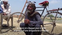 Inondations au Pakistan : les ouvriers des briqueteries impatients de rallumer les fourneaux