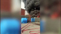Vasto incendio a San Giuliano Milanese, coinvolta una ditta di prodotti chimici