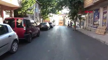 Arnavutköy’de sürücü dehşeti! Park halindeki araçlara çarptı