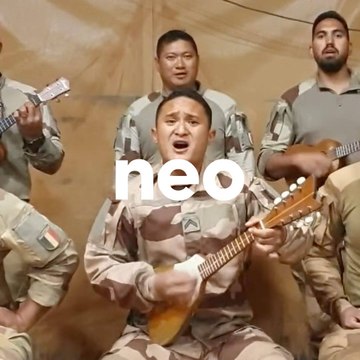 Ces soldats polynésiens chantent en l'honneur des militaires morts au Mali