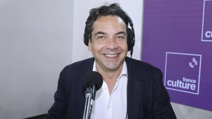 GALA VIDEO - Le saviez-vous ? Patrick Cohen est en couple avec une ex-journaliste
