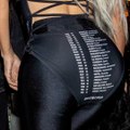 Des villes françaises présentes sur le maillot de bain de Kim Kardashian