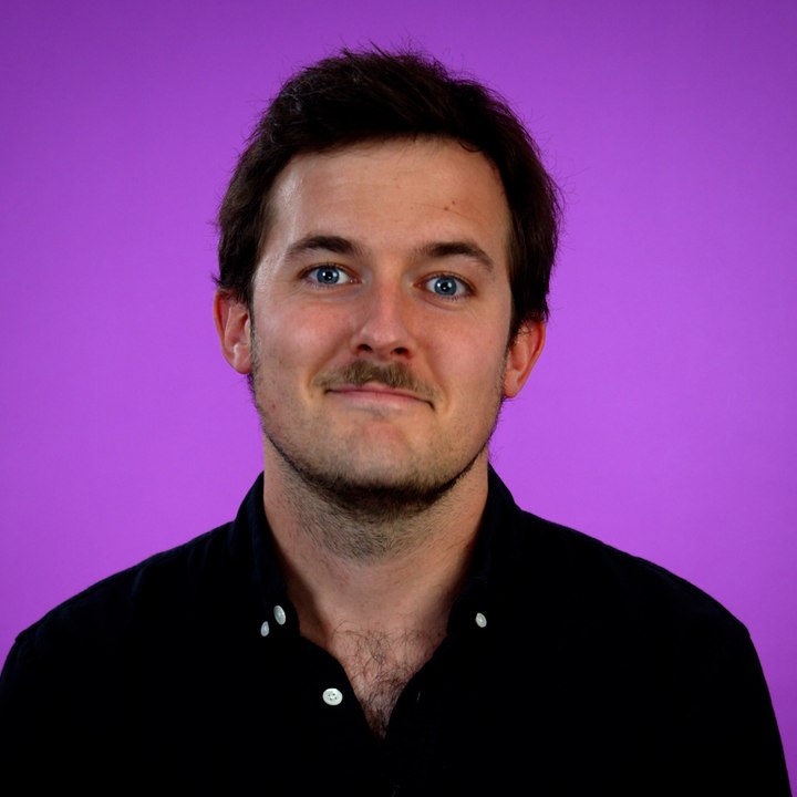 Procès des attentats du 13 novembre : Valentin, dessinateur d’audience, a croqué Salah Abdeslam