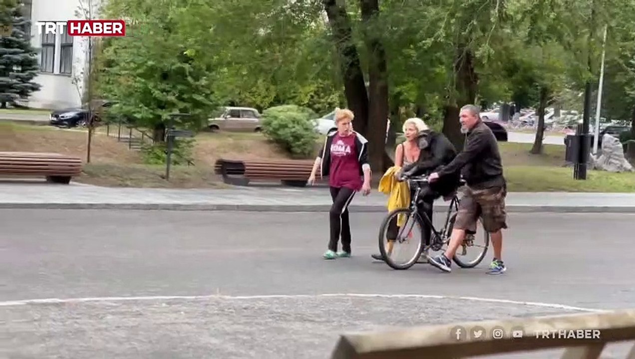 Hayvanat bahçesinden kaçan şempanze bisikletle geri döndü